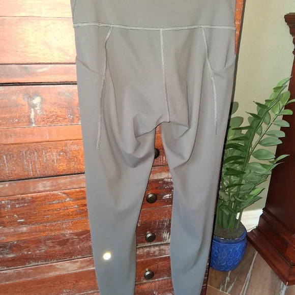 Lululemon Wunder Under Train Leggings With Pockets - Picture 4 of 13